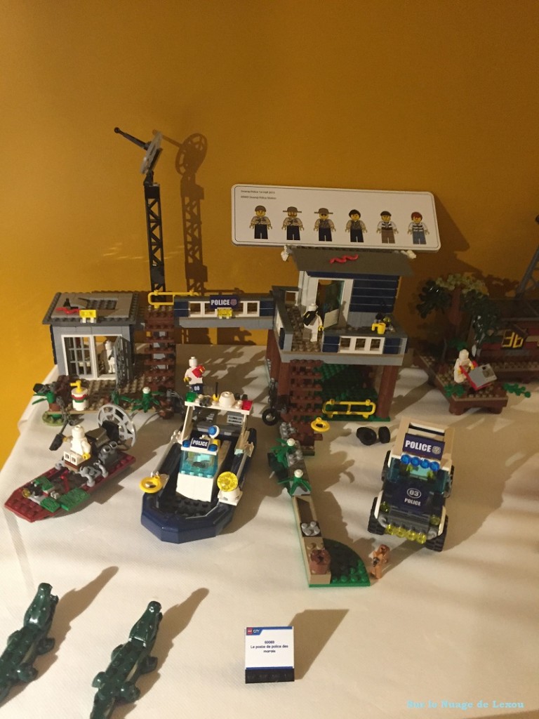 Poste police marais Lego