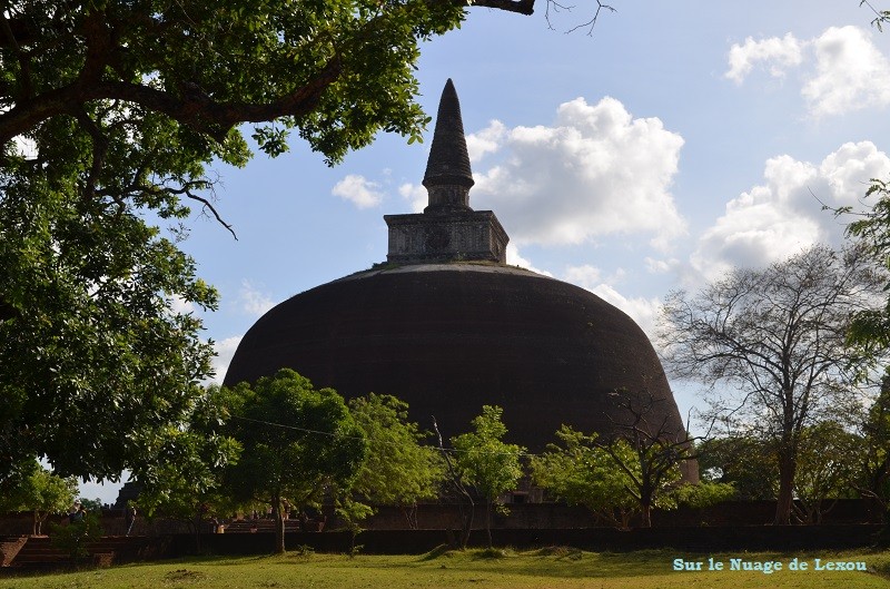 Stuppa Polonnaruwa