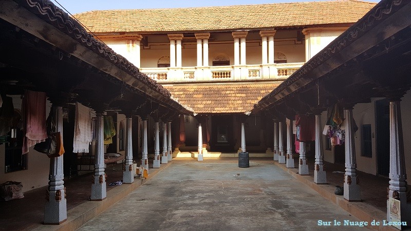 KANADUKATHAN PALAIS INTERIEUR