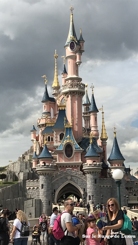 CASTLE DISNEYLAND PARIS