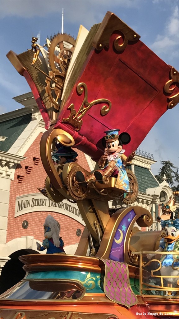 PARADE DISNEYLAND PARIS