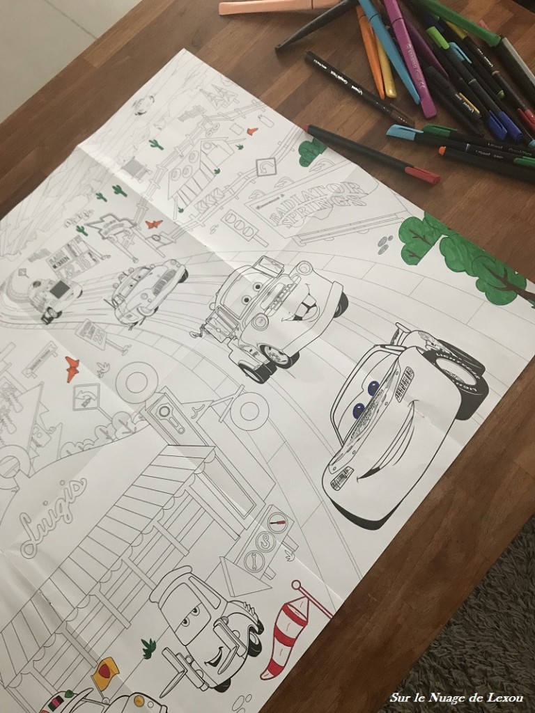 COLORIAGE GEANT CARS