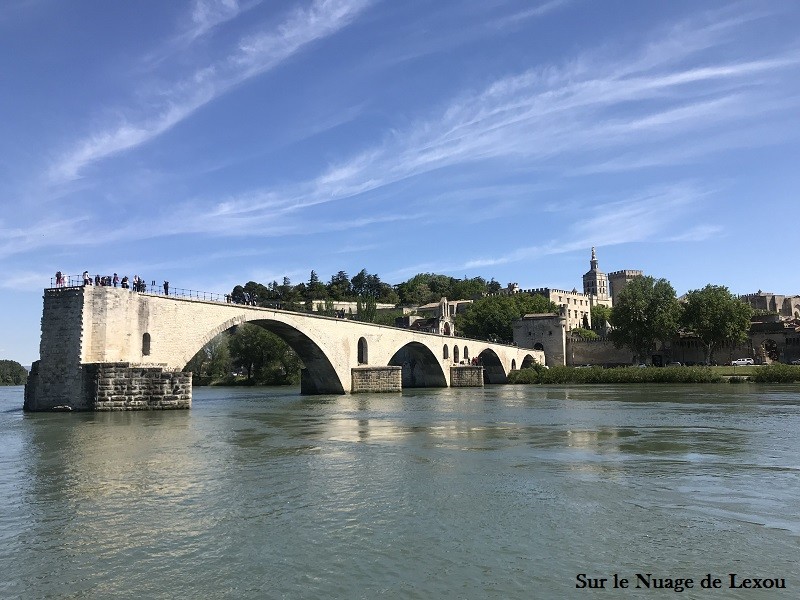 sur-le-pont-davignon