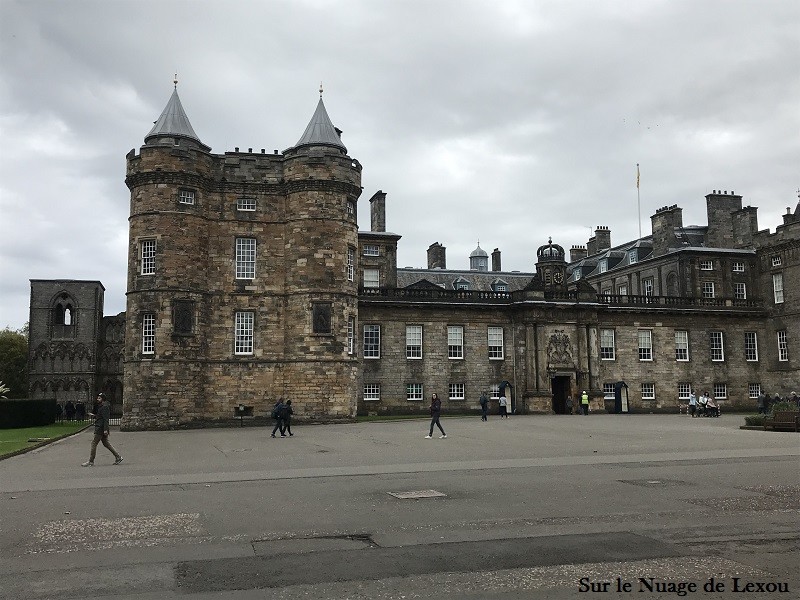 HOLYROOD PALACE