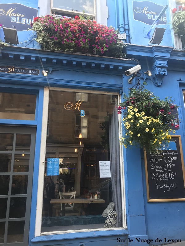 VICTORIA STREET BALADE
