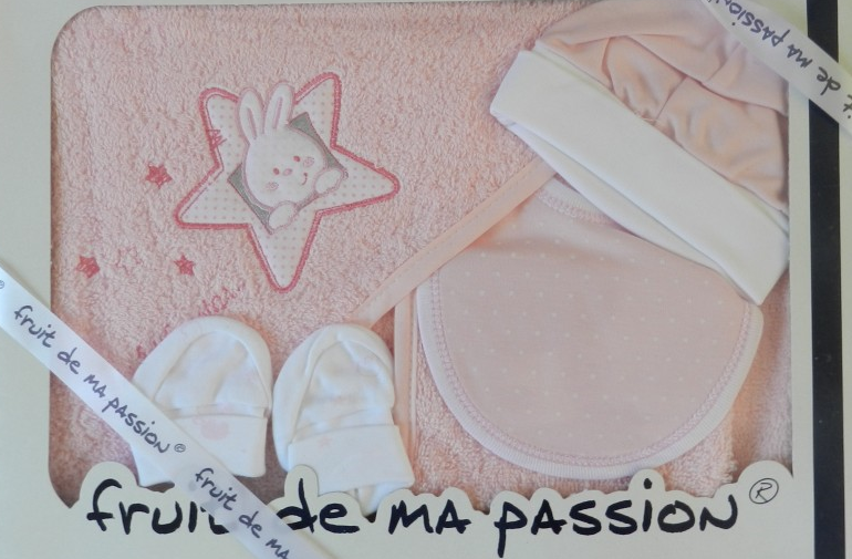 COFFRET NAISSANCE SORTIE DE BAIN FILLE